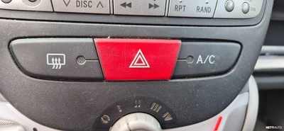 Toyota Aygo + 1,0 VVT-i 3ov 2006, photo 3/6