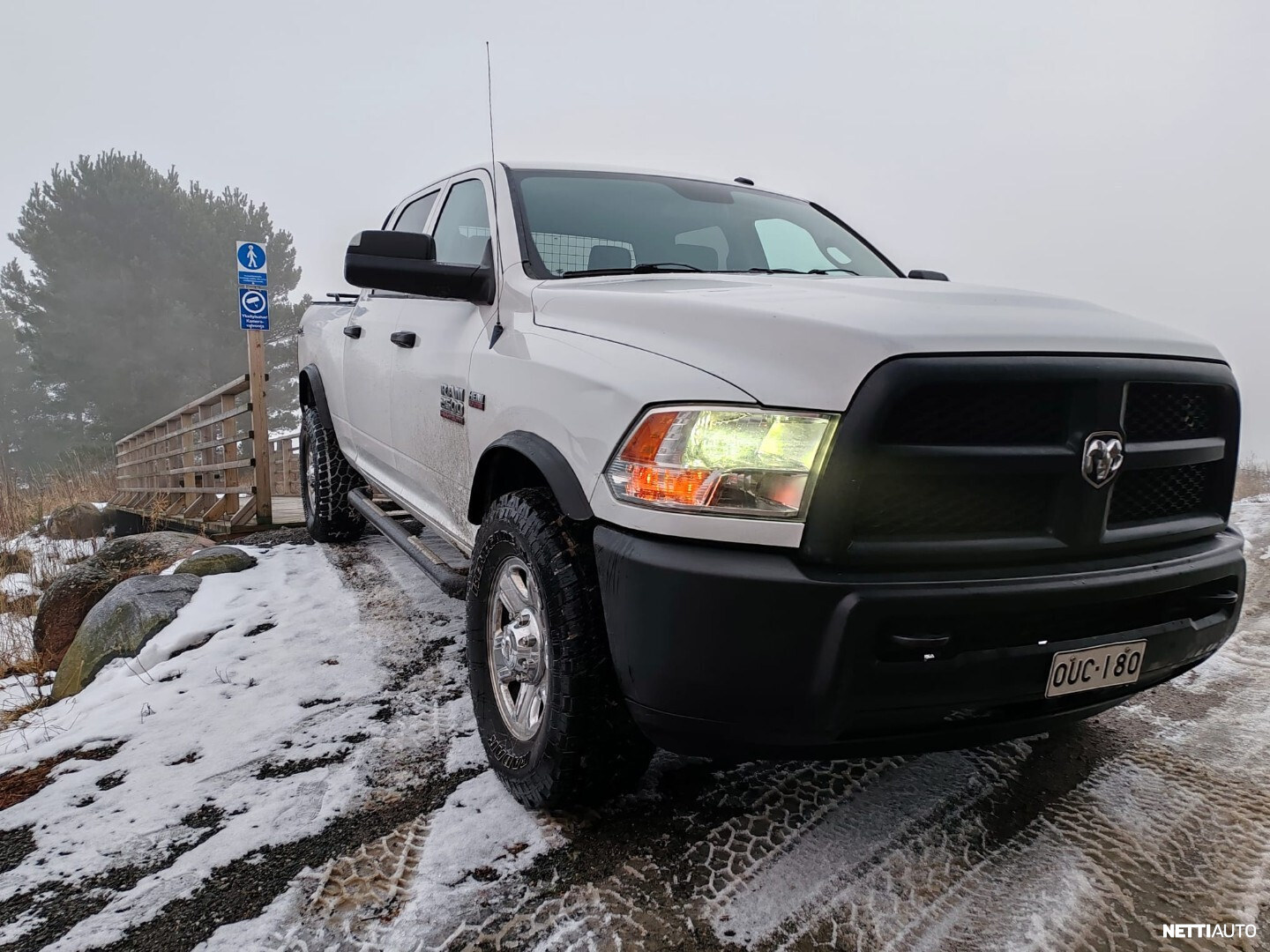 Dodge Ram 2500 2013, photo 2/16