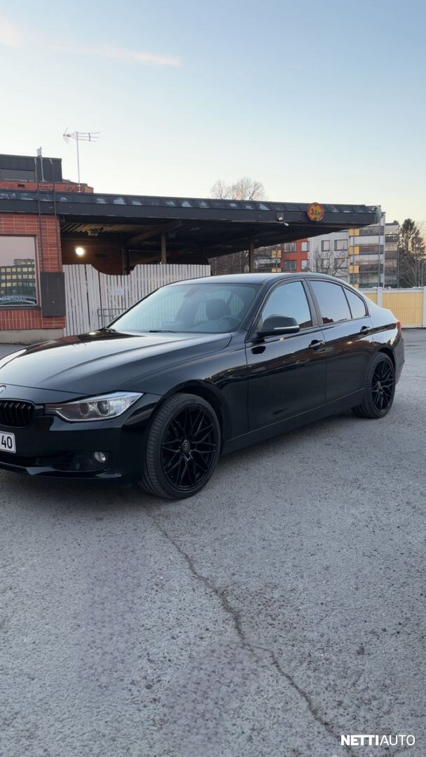 BMW 320
