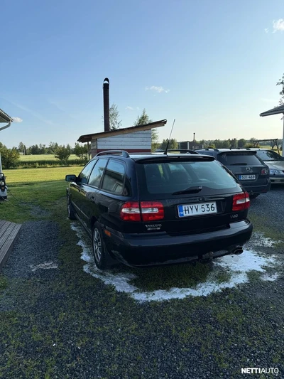 Volvo V40 2001, kuva 6/7