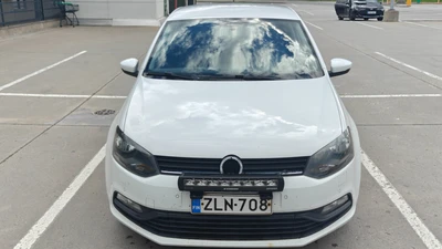 Volkswagen Polo 2017, photo 2/4