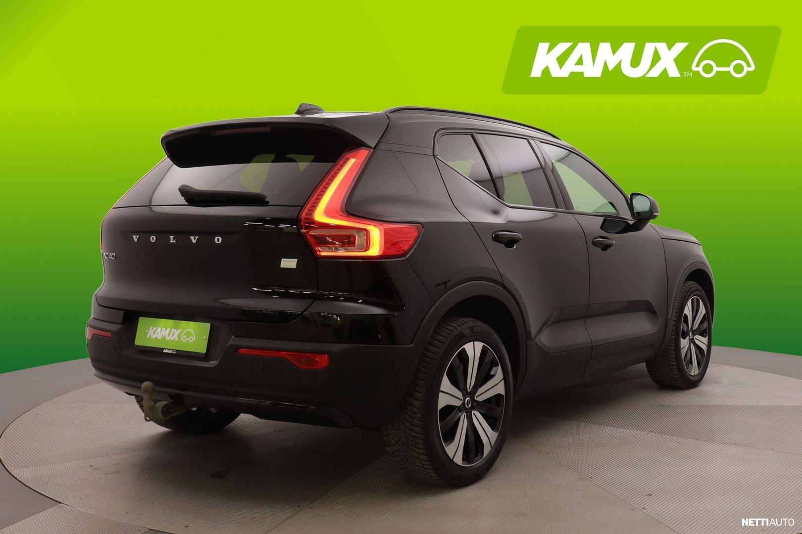 Volvo XC40 2023, photo 4/27