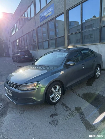 Volkswagen Jetta 2012, photo 5/10