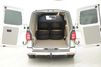 Volkswagen Transporter 2017, photo 7/18