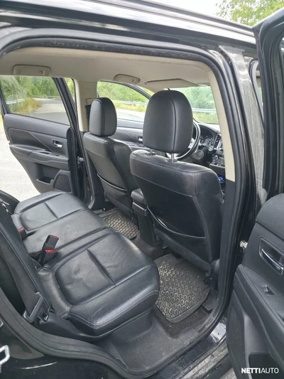 Mitsubishi Outlander 2013, photo 5/20
