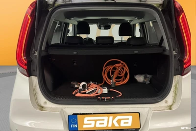 Kia e-Soul Supreme 64 kWh 204 hv 2022, kuva 3/7