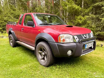 Nissan King Cab King Cap 2003, photo 2/5