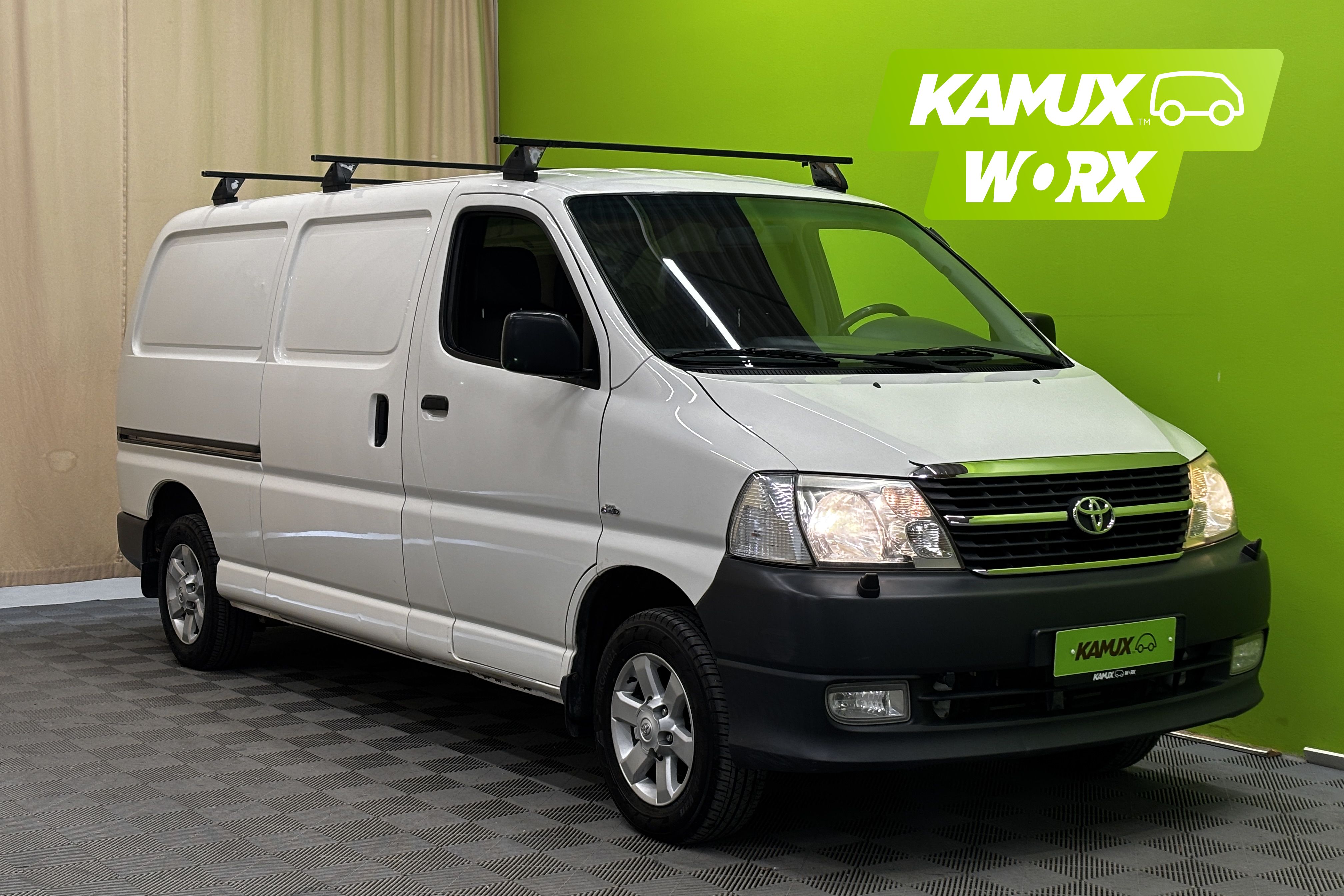 Toyota Hiace Pitkä 2,5 D-4D 117 4WD