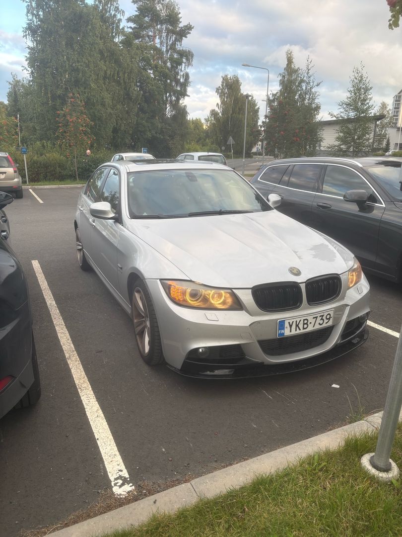 BMW 335