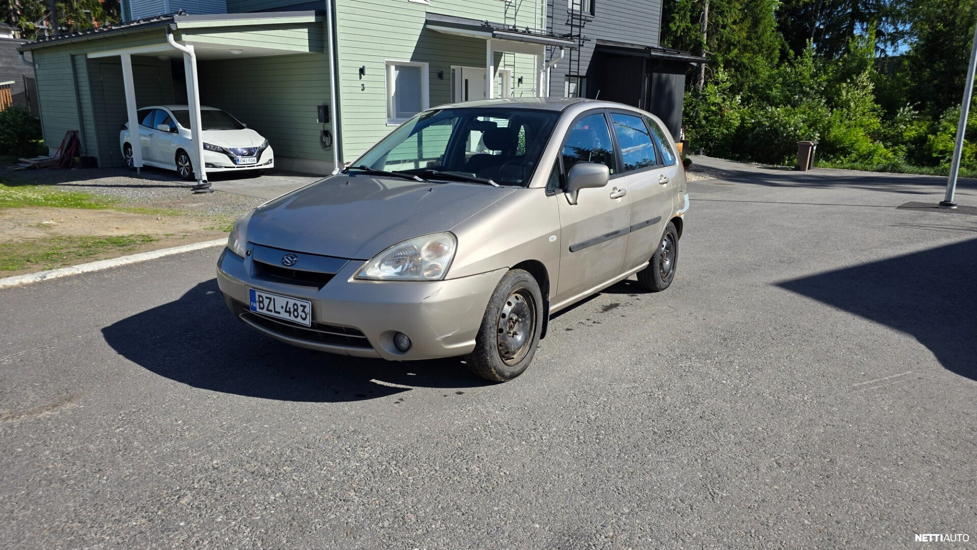 Suzuki Liana