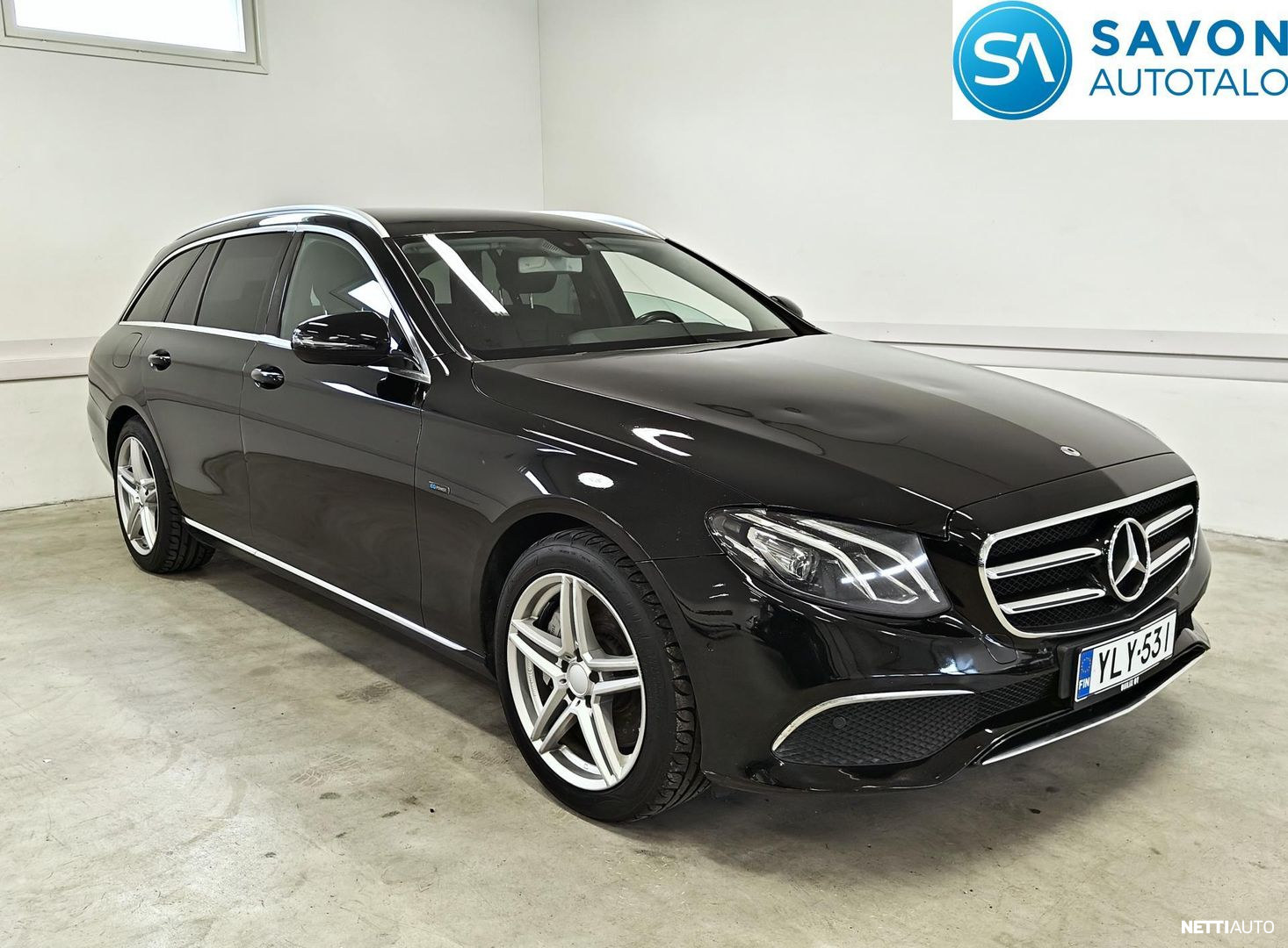 Mercedes-Benz E