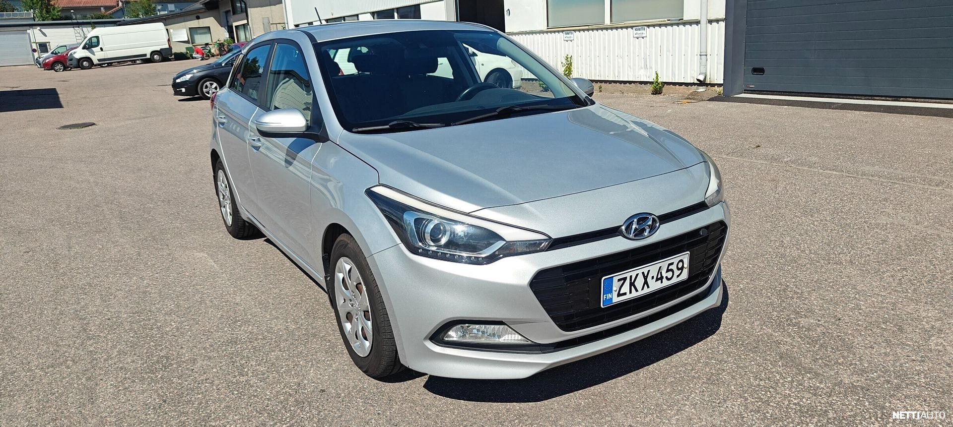 Hyundai i20 2016, kuva 2/13