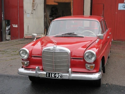 Mercedes-Benz 200 200 D 1967, kuva 1/5