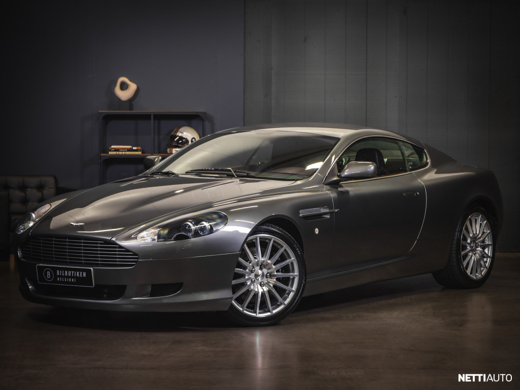 Aston Martin DB9