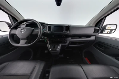 Opel Vivaro-e 2022, photo 7/23