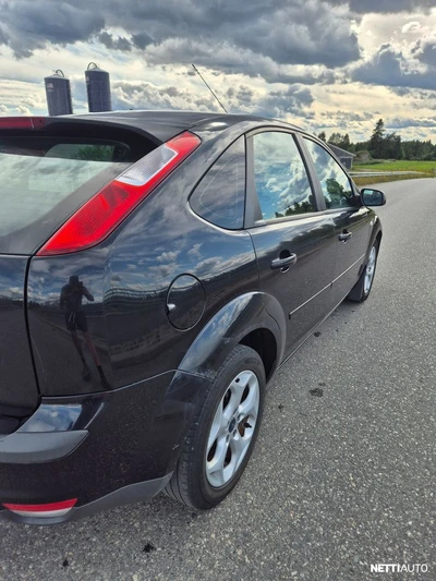 Ford Focus 2006, photo 6/15