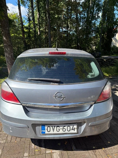 Opel Astra 2004, kuva 2/14