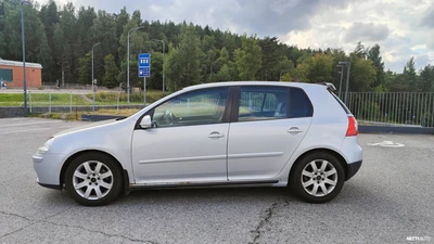 Volkswagen Golf juuri leimattu 2007, kuva 3/9