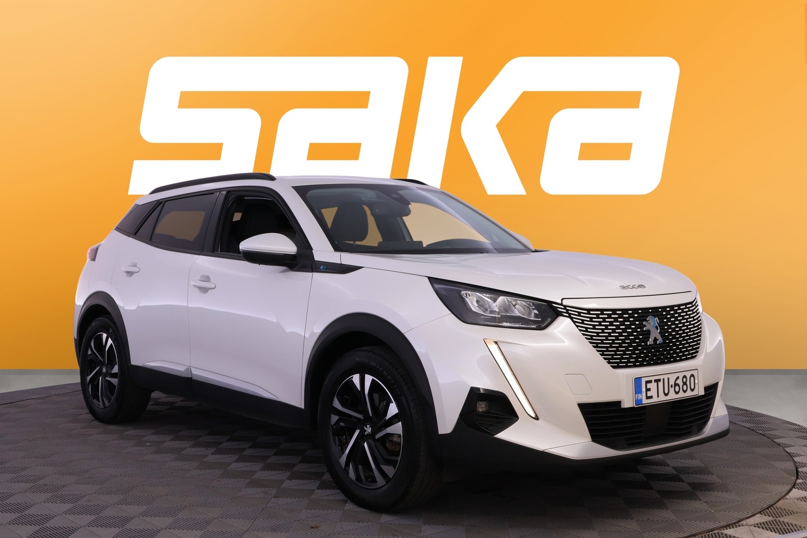 Peugeot e-2008 Allure Pack 50 kWh 136 Automaatti
