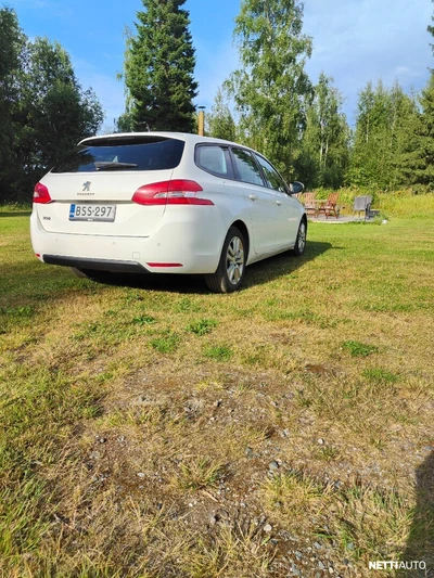 Peugeot 308 2015, photo 4/10