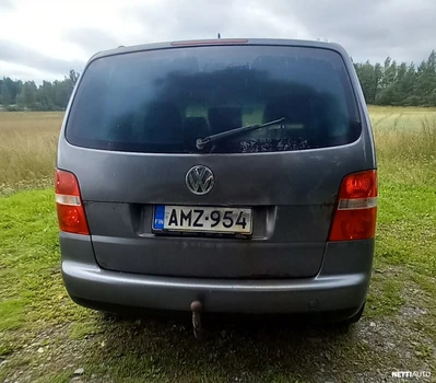 Volkswagen Touran 2006, kuva 2/5