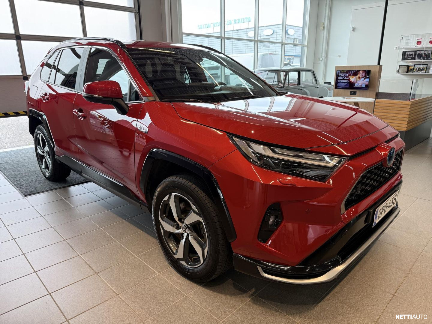 Toyota RAV4 Plug-In 2023, photo 6/22