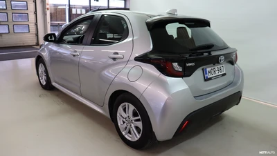 Toyota Yaris 1,5 Hybrid Active Business 2022, photo 3/22