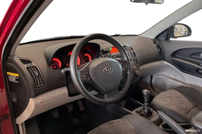 Kia Ceed 1,6 CRDi EX HB 5D 2007, kuva 6/22
