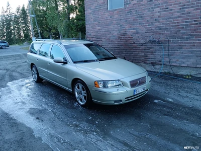 Volvo V70 2007, photo 2/8