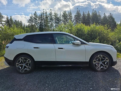 BMW iX Xdrive50 2022, photo 4/31
