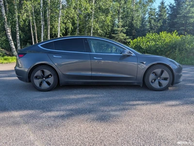Tesla Model 3 Long-Range Dual Motor AWD 2019, kuva 3/19