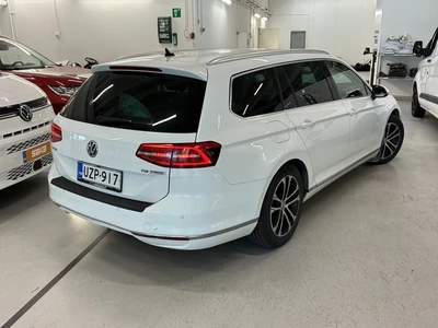 Volkswagen Passat 2017, photo 2/5
