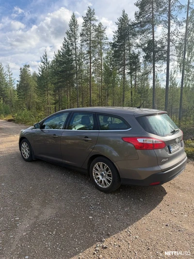 Ford Focus 2012, kuva 7/15