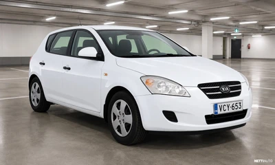 Kia Ceed 1,4 LX HB 5D Huoltokirja 2007, photo 2/8