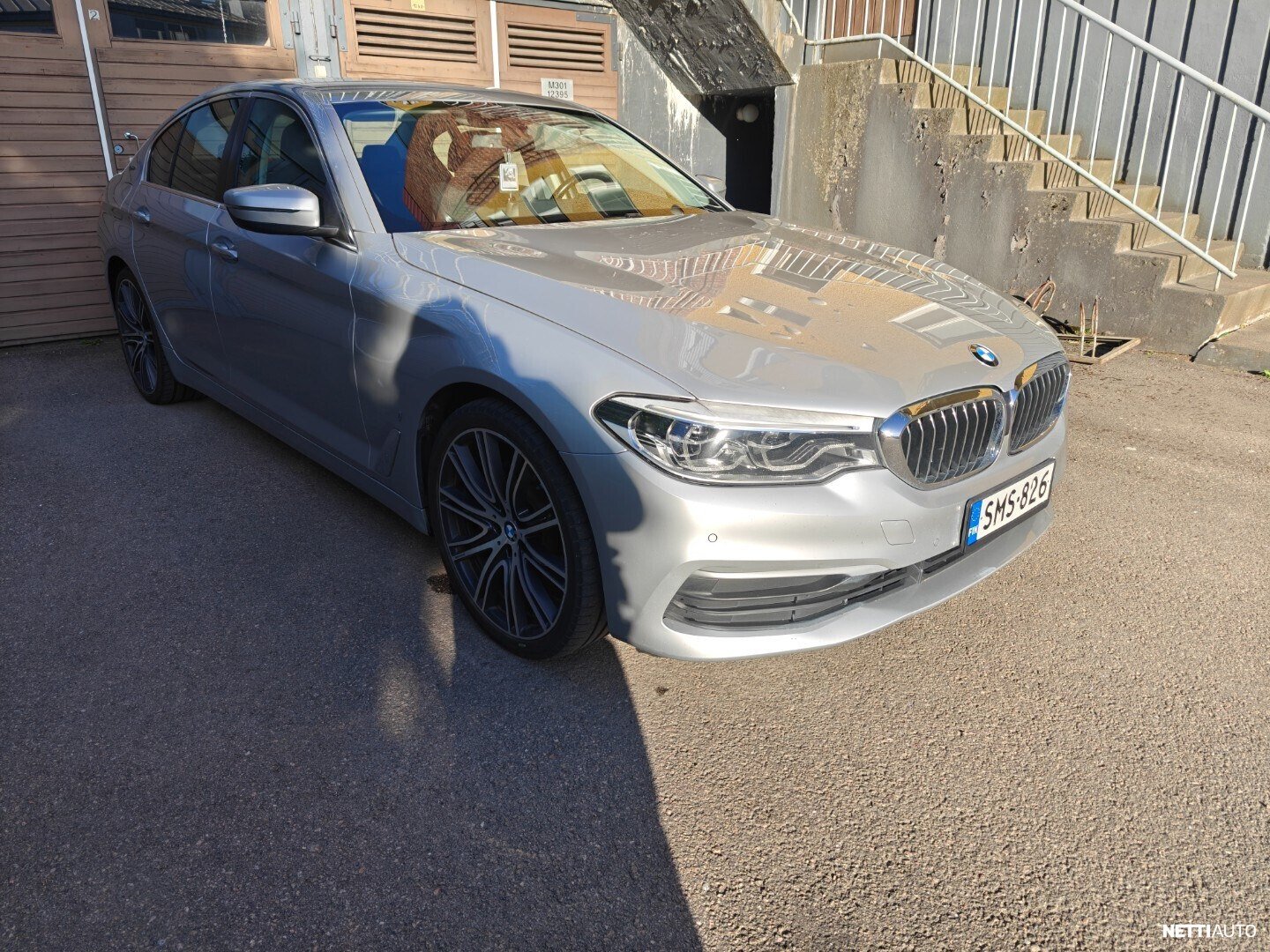 BMW 530