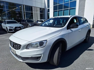 Volvo V60 Cross Country 2015, kuva 2/5