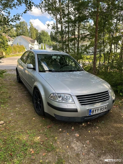 Volkswagen Passat 2001, kuva 1/7