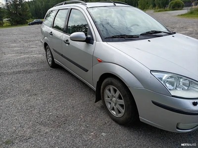 Ford Focus 2002, kuva 4/10