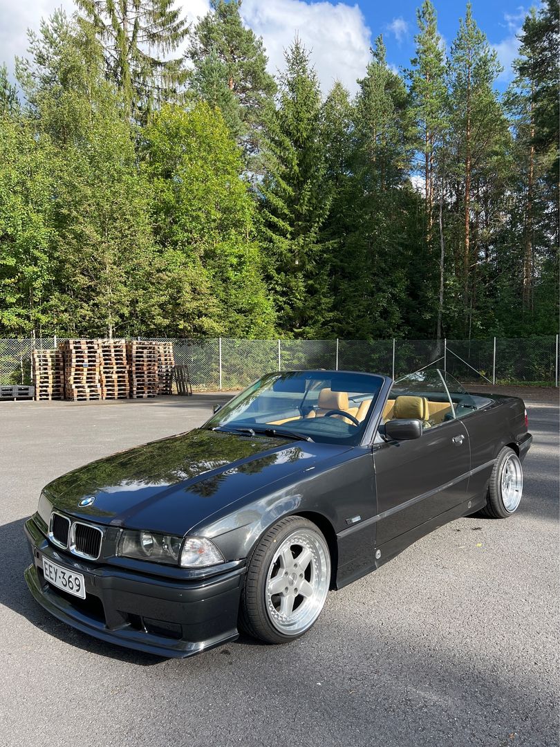 BMW 325