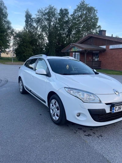 Renault Megane 2011, kuva 3/11