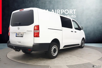 Toyota Proace L2 2,0 D 145 5-ovinen 2022, photo 5/23
