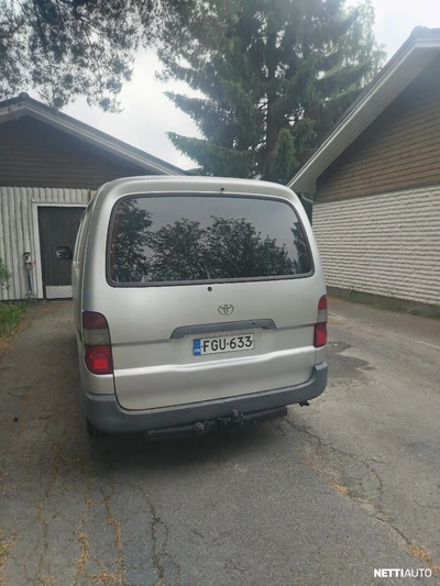 Toyota Hiace 2005, photo 3/21