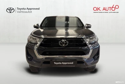 Toyota Hilux 2025, photo 7/19