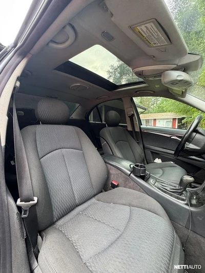 Mercedes-Benz E 2005, photo 3/7
