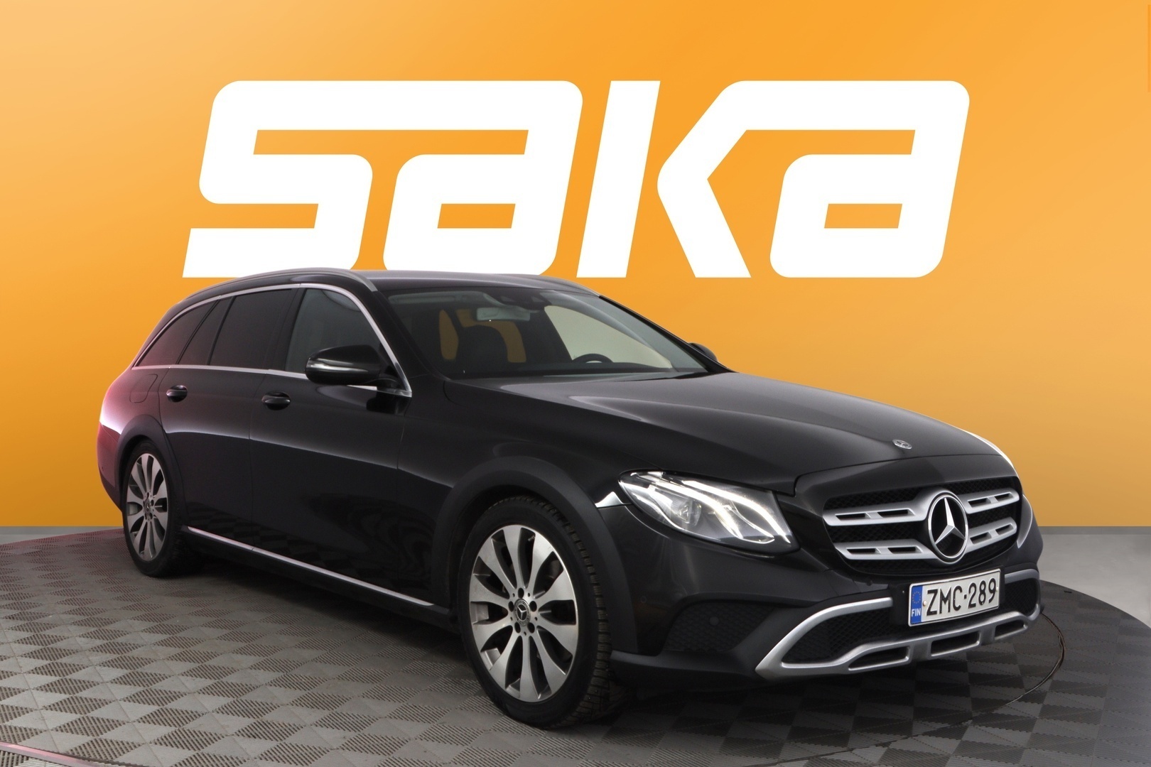 Mercedes-Benz E
