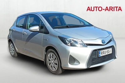 Toyota Yaris Hybrid Active 5ov 2013, photo 6/10