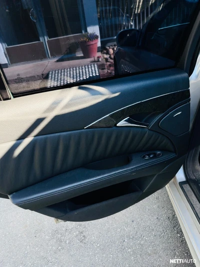 Mercedes-Benz E 2003, kuva 7/7