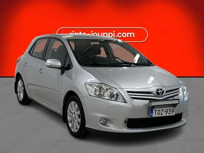 Toyota Auris 2011, kuva 4/24