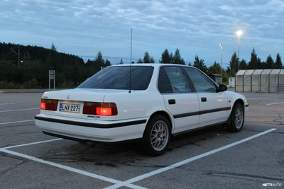 Honda Accord EX 1990, photo 6/17