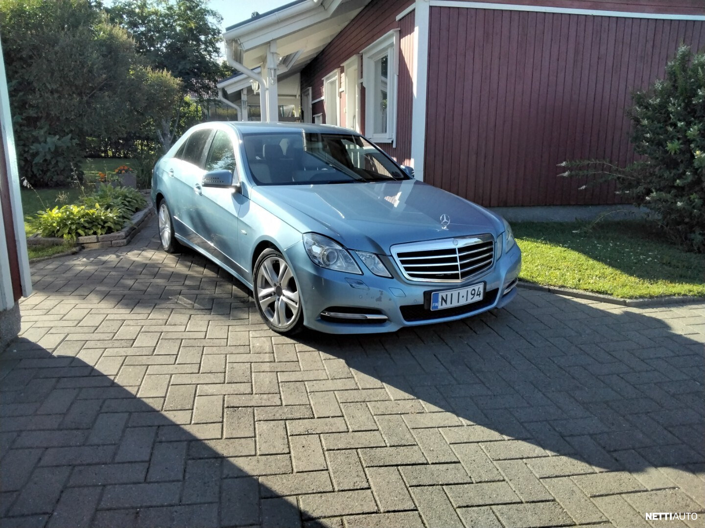Mercedes-Benz E 2012, photo 4/7